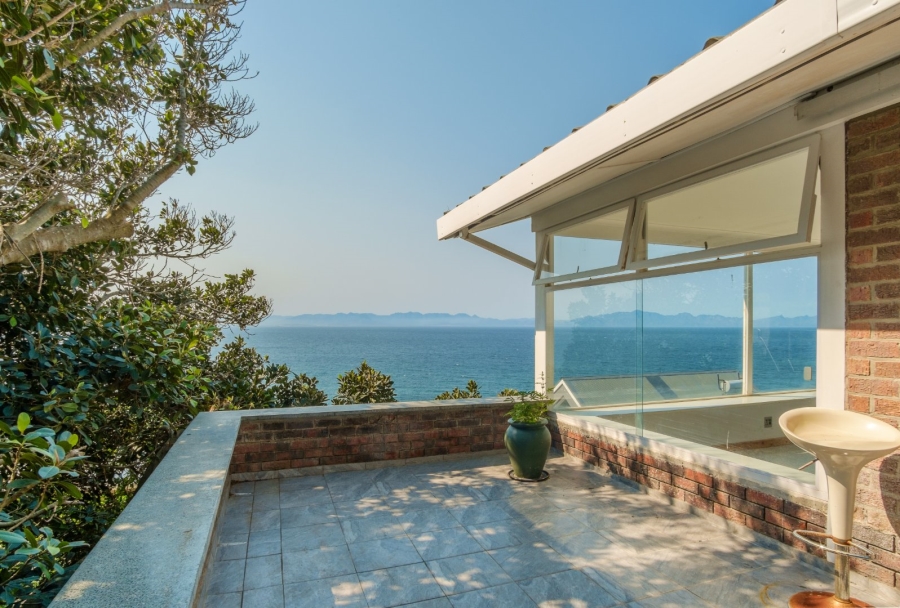 5 Bedroom Property for Sale in Simons Town Western Cape
